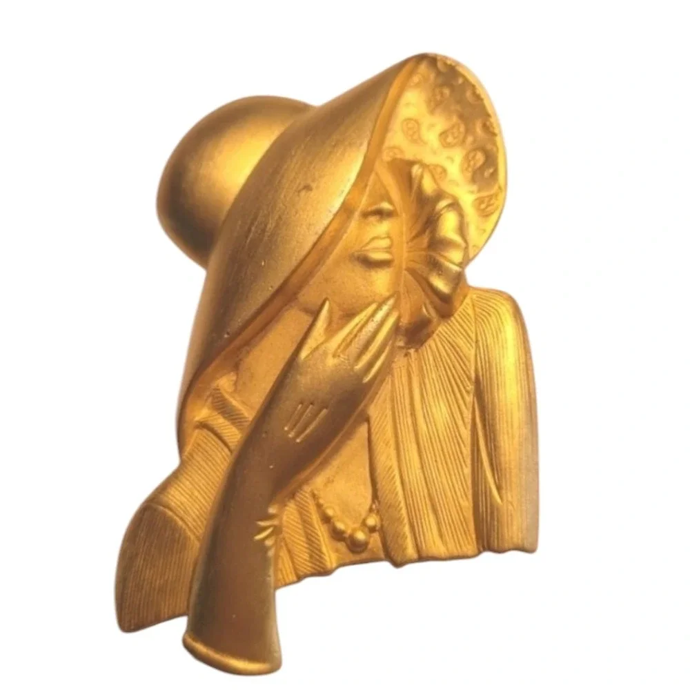 Vintage JJ 1988 Gold Lady‎ with Hat Brooch